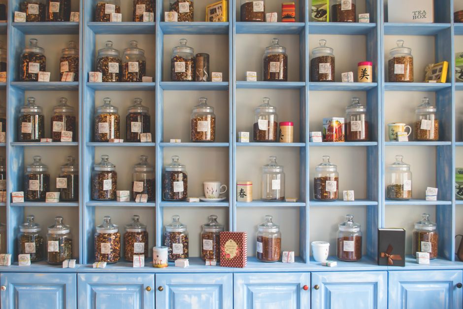 How Herbs And Botanicals: A Cautious Look Fits a Real Routine, Minus the Overwhelm
